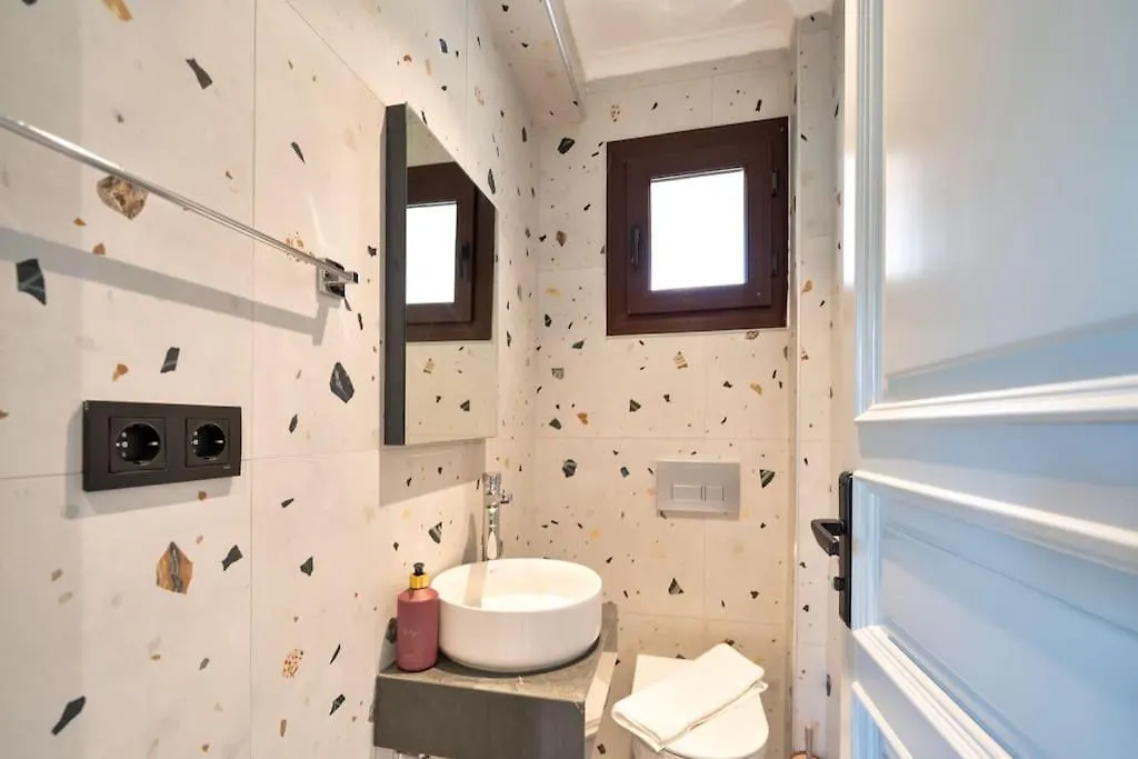 Havuzlu Korunakli Oezel Villa Fethiye Turkey